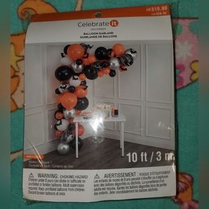 Balloon garland
